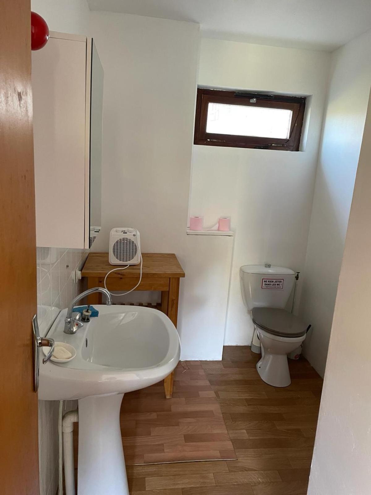Appartement Au Fond Du Jardin Saint Jean du Pin Buitenkant foto